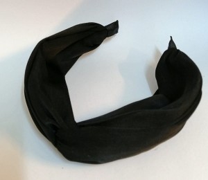 Opaska do włosów elastyczna szeroka czarna rozmiar S 